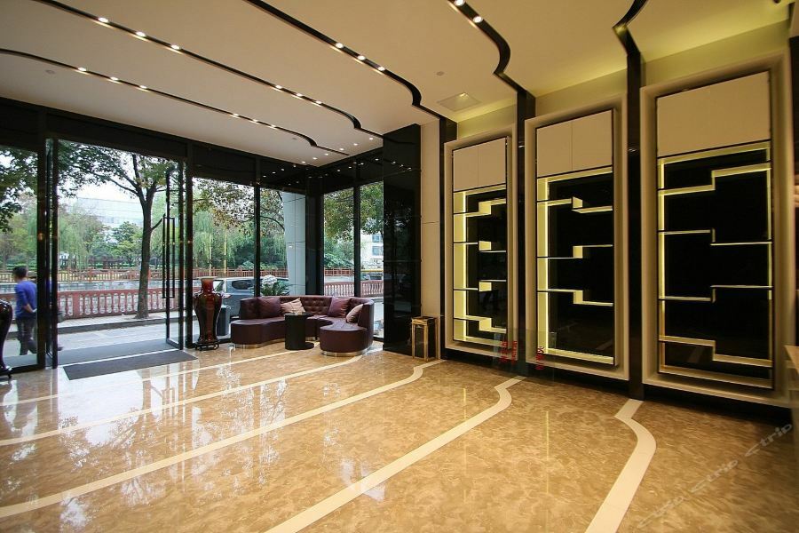 Lavande Hotel Shanghai Hongqiao Airport Wuzhong Road Exterior photo